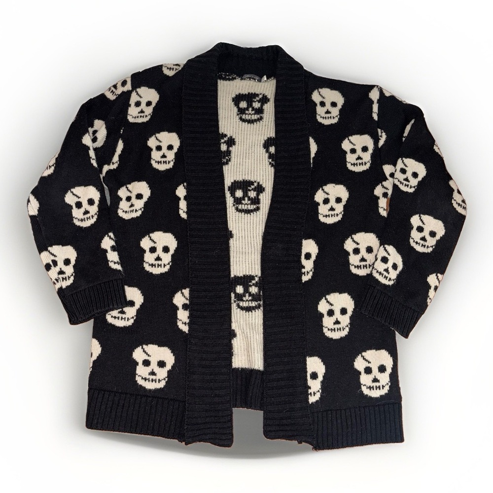 She's Itt Women's Sweater Cardigan Size XL Black w Skulls Open Front, Halloween